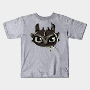 Chibi Black Dragon With Green Eyes Eating Fish - Eyesasdaggers Kids T-Shirt